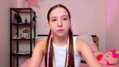 Snapshot of lovely_poppy chatting on September 2025 01:28:01 AM Lolly online show from September 2025 01:28:01 AM