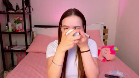 Snapshot of lovely_poppy chatting on September 2025 01:42:02 AM Lolly online show from September 2025 01:42:02 AM