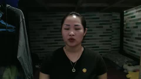 Snapshot of lovely_singlemom chatting on April 2026 06:41:02 AM ask me dear online show from April 2026 06:41:02 AM