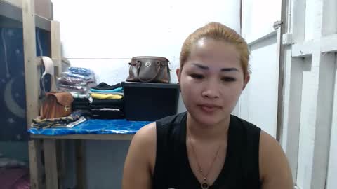 Snapshot of lovely_singlemom chatting on May 2026 11:32:01 PM ask me dear online show from May 2026 11:32:01 PM
