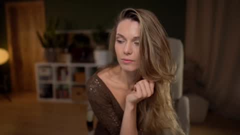 Very miss youWill be back soon Tammy online show from October 2025 01:56:02 PM