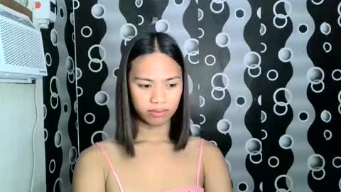 lovely_yvoneslutty online show from September 2025 01:17:02 AM