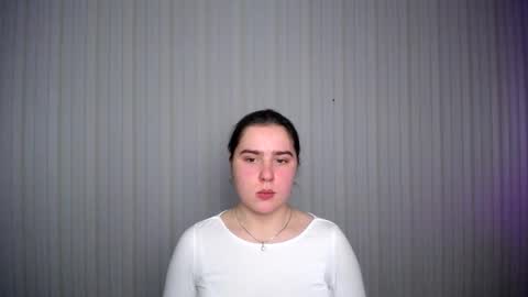Snapshot of lovelyangel_xx chatting on December 2024 10:58:01 AM lovelyangel_xx online show from December 2024 10:58:01 AM