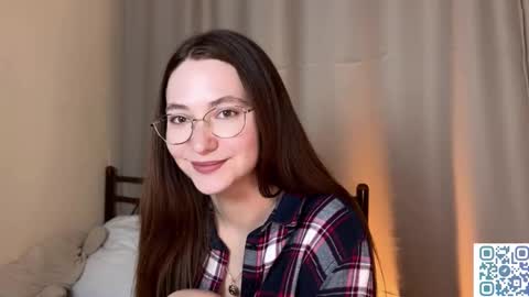 Solfiro online show from October 2025 07:58:02 PM