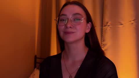 Solfiro online show from November 2025 05:46:02 PM