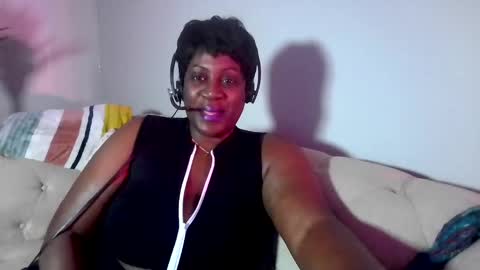 Snapshot of lovelyenigma365 chatting on February 2025 12:10:01 AM Lovely Enigma online show from February 2025 12:10:01 AM