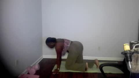 Snapshot of lovelyenigma365 chatting on February 2026 11:58:02 PM Lovely Enigma online show from February 2026 11:58:02 PM
