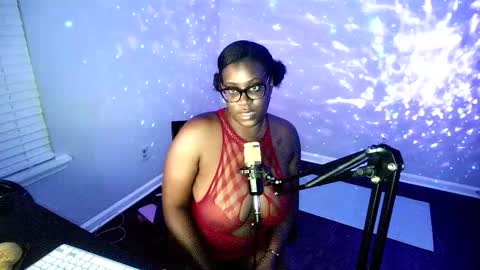 Snapshot of lovelyenigma365 chatting on February 2026 05:35:01 AM Lovely Enigma online show from February 2026 05:35:01 AM