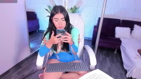 Lovely online show from January 2026 05:07:01 PM