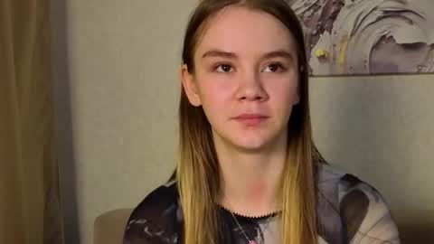 lovelygracee online show from December 2025 02:34:01 PM