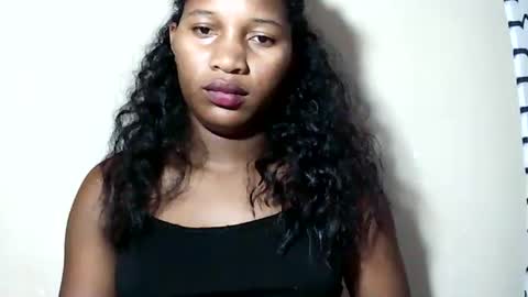 Snapshot of lovelylarra chatting on May 2026 08:39:02 PM lovelylarra online show from May 2026 08:39:02 PM