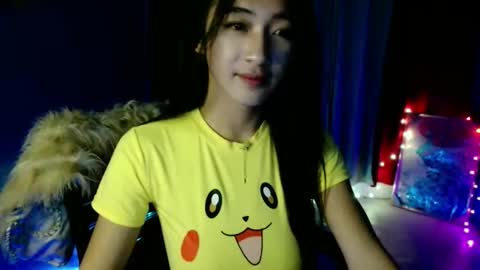 lovelypetite143 online show from March 2026 04:26:01 PM