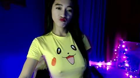lovelypetite143 online show from March 2026 04:28:02 AM