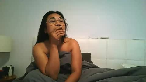 Angelquey online show from March 2026 09:43:02 PM