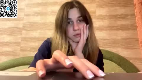 Snapshot of lovelysilk_63 chatting on March 2026 08:46:02 PM ELA online show from March 2026 08:46:02 PM