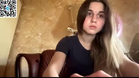 Snapshot of lovelysilk_63 chatting on May 2026 07:59:02 AM ELA online show from May 2026 07:59:02 AM