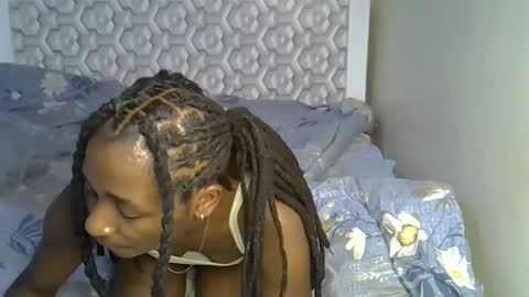 Snapshot of lovelytin chatting on September 2025 10:48:02 PM lovelytin online show from September 2025 10:48:02 PM