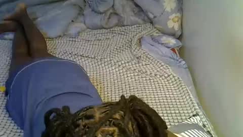 Snapshot of lovelytin chatting on October 2025 03:01:02 AM lovelytin online show from October 2025 03:01:02 AM