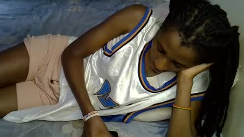 Snapshot of lovelytin chatting on November 2025 08:57:01 AM lovelytin online show from November 2025 08:57:01 AM