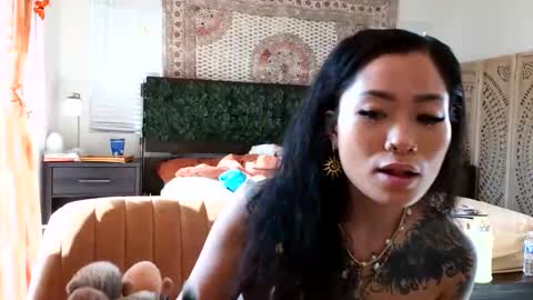 lovelyxmacii online show from January 2026 08:00:02 PM