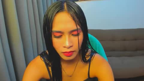 Snapshot of lovemarie19x chatting on November 2025 03:06:01 AM pauleen online show from November 2025 03:06:01 AM