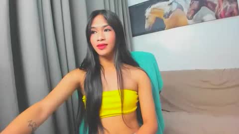 Snapshot of lovemarie19x chatting on February 2026 11:01:02 PM pauleen online show from February 2026 11:01:02 PM