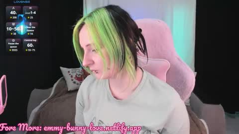 Snapshot of lover_emmy chatting on December 2025 05:51:02 PM Emmy online show from December 2025 05:51:02 PM