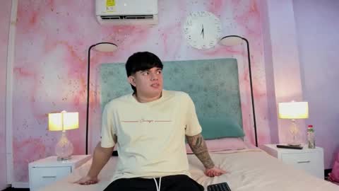 loverebels_ online show from November 2025 12:36:02 PM