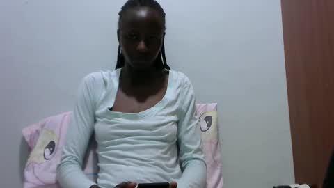 lovergal222 online show from January 2025 03:22:01 AM