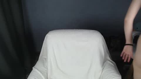 Snapshot of lovers613228 chatting on January 2025 04:28:02 AM lovers613228 online show from January 2025 04:28:02 AM