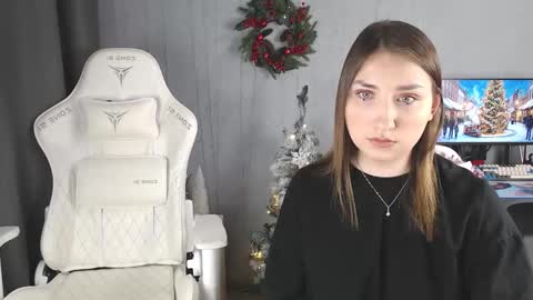 Snapshot of lovers613228 chatting on November 2025 10:18:01 AM lovers613228 online show from November 2025 10:18:01 AM