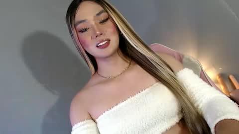 Snapshot of lovers_moon22 chatting on February 2025 03:22:01 AM lovers moon22 online show from February 2025 03:22:01 AM