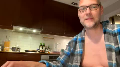 loveshine_ online show from February 2025 06:30:01 AM