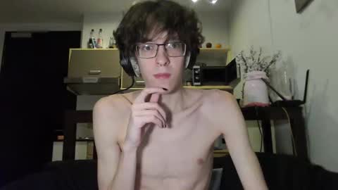 Snapshot of lovesomecookies chatting on October 2025 01:42:02 PM LovesomeCookie online show from October 2025 01:42:02 PM