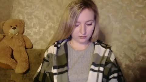 Snapshot of lovesrebecca chatting on December 2024 03:26:01 AM LovesRebecca online show from December 2024 03:26:01 AM