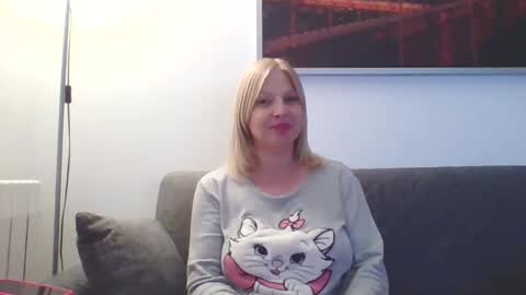 Snapshot of lovestar544963 chatting on December 2024 09:26:02 PM Marlyn online show from December 2024 09:26:02 PM