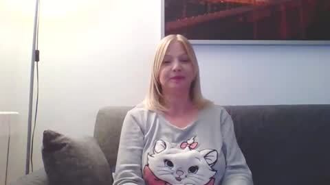 Snapshot of lovestar544963 chatting on December 2024 12:28:01 AM Marlyn online show from December 2024 12:28:01 AM