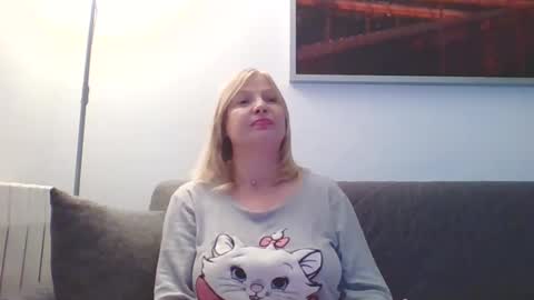 Snapshot of lovestar544963 chatting on January 2025 05:09:02 PM Marlyn online show from January 2025 05:09:02 PM