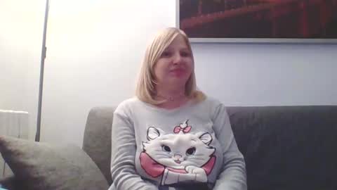 Snapshot of lovestar544963 chatting on January 2025 08:59:02 PM Marlyn online show from January 2025 08:59:02 PM