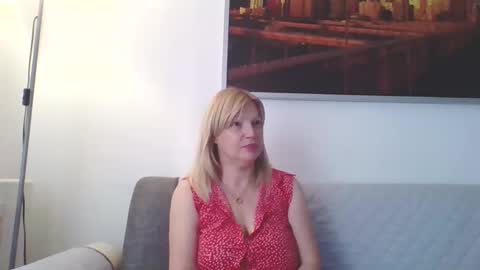 Snapshot of lovestar544963 chatting on September 2025 11:03:01 AM Marlyn online show from September 2025 11:03:01 AM