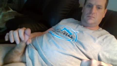 lovetocum37 online show from April 2026 03:26:01 AM