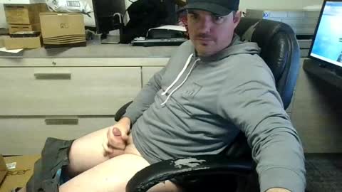 Snapshot of lovetofps chatting on December 2024 06:13:01 PM Love2Game online show from December 2024 06:13:01 PM