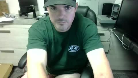 Snapshot of lovetofps chatting on January 2025 02:40:02 AM Love2Game online show from January 2025 02:40:02 AM