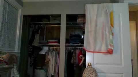 lovetubes101 online show from November 2025 05:07:02 AM