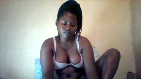 loviett online show from April 2026 12:32:01 PM