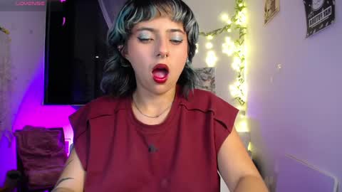 Snapshot of loving_alma chatting on April 2026 03:33:02 AM loving_alma online show from April 2026 03:33:02 AM