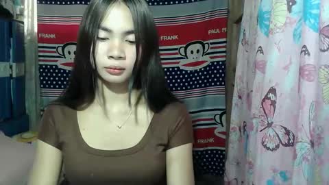 loving_rhean online show from May 2026 05:34:02 AM