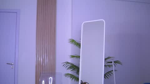 Nora online show from January 2025 04:32:01 AM