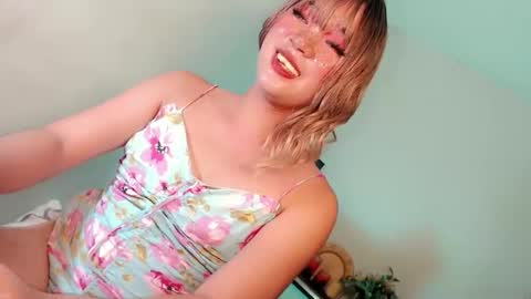 Lovingmonaru969 online show from April 2026 01:37:02 PM