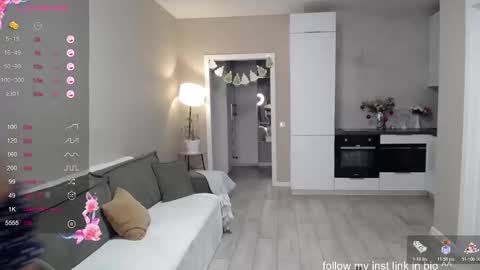 Snapshot of loxy_ chatting on January 2026 09:39:02 PM Loxy online show from January 2026 09:39:02 PM